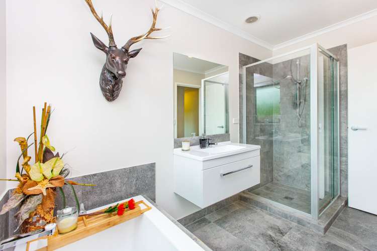 24 Kawariki Drive Baverstock_16