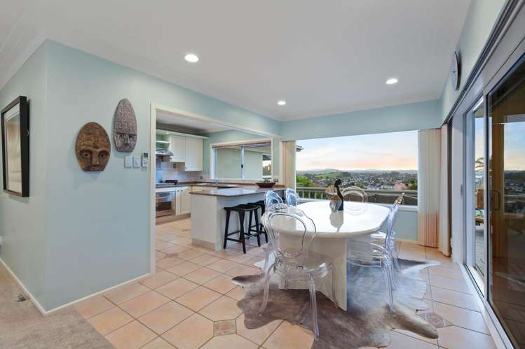 10 Etherege Place Mellons Bay_8