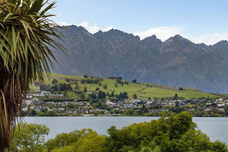 12/151 Frankton Road Queenstown_36