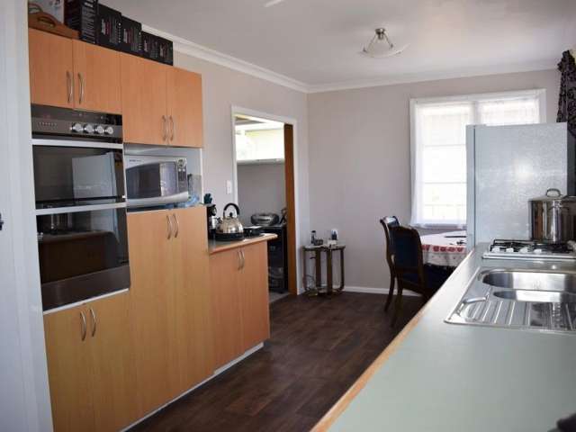 124 Liverpool Street Levin_1