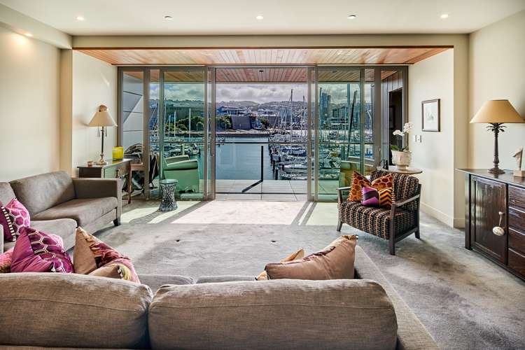 2b/3 Clyde Quay Wharf Te Aro_3