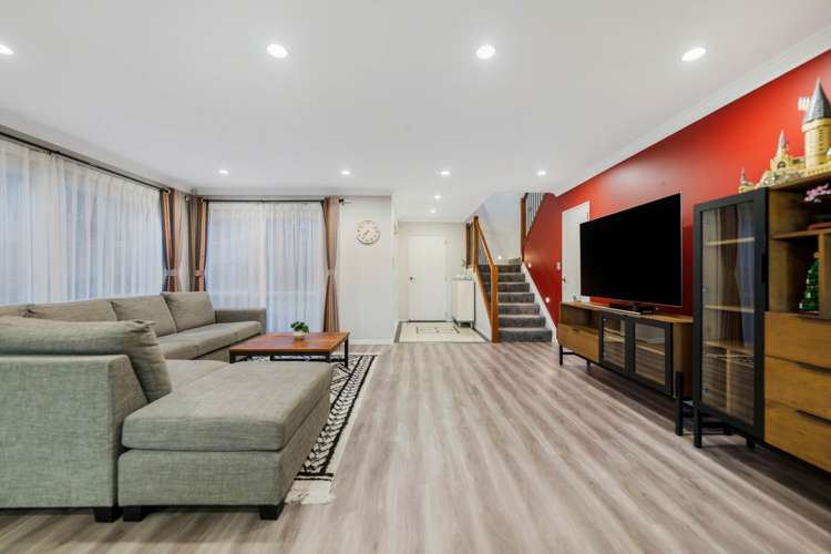 13b Hayr Road Three Kings_10