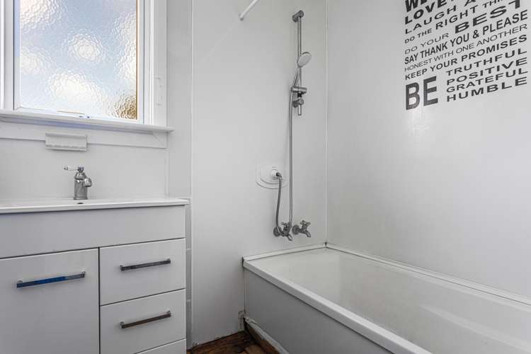 17 bridge street Whakatane_9