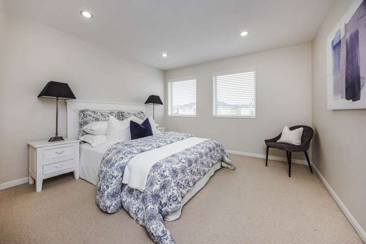 5 Castlederg Drive Flat Bush_13