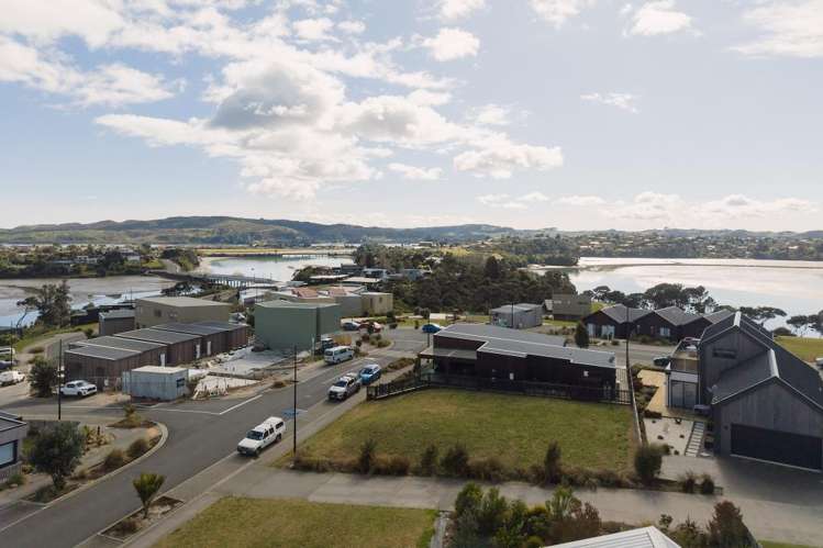 3 Omahina Street Raglan_2