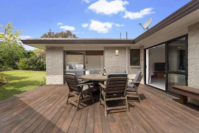 2/97 Prince Regent Drive Half Moon Bay_1