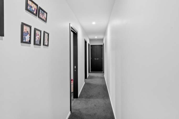 6 High Street Waddington_19