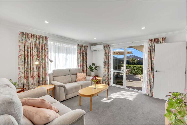 6 Crossley Avenue Woodend_10