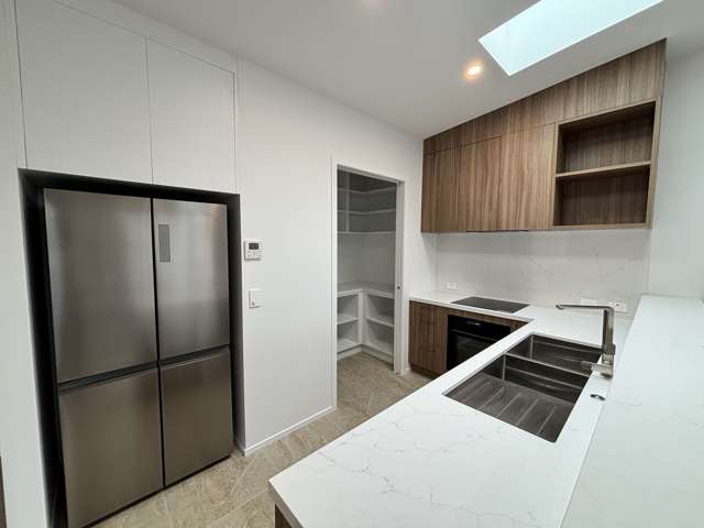 2/6 Sorrel Crescent Bucklands Beach_4