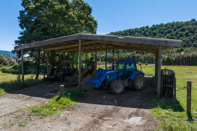 990 Howard Valley Road Howard_24