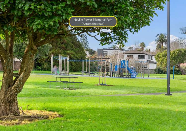 27 Kirrie Avenue Te Atatu South_31