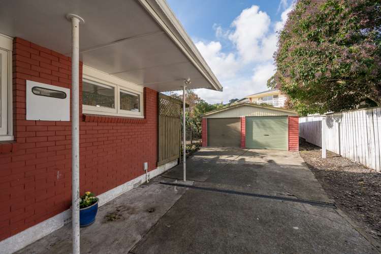 29 Churchill Avenue Richmond_20