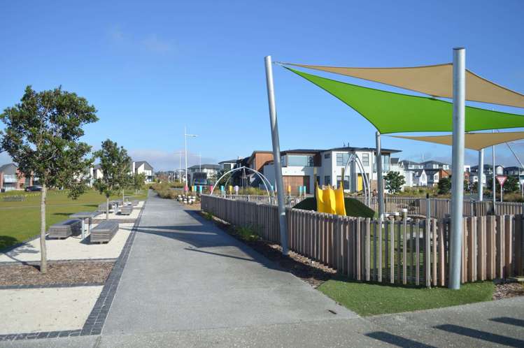 160 Te Oneroa Way Long Bay_40