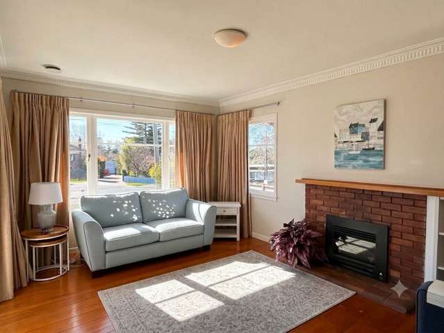 69 Beach Road Mellons Bay_1
