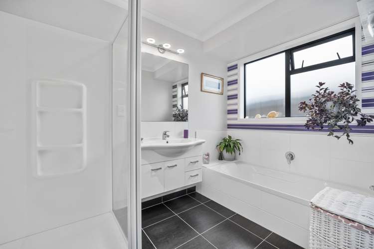 20 Balboa Key Papamoa_13