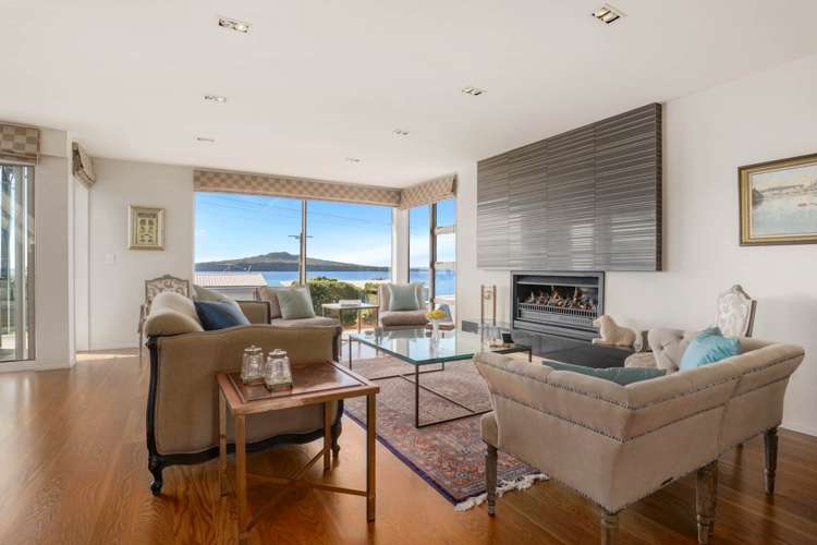 81 Seacliffe Avenue Narrow Neck_22