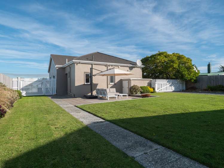 12 Wamphray Street Nightcaps_15