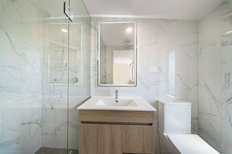 9/2 Nikau Street New Lynn_5