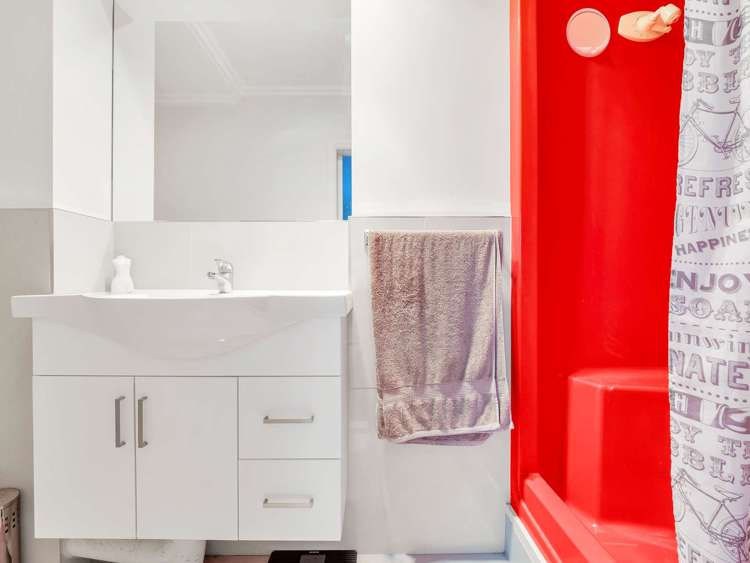 247a Hill Road The Gardens_22