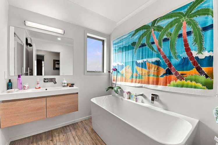 30 Concordia Drive Richmond_13