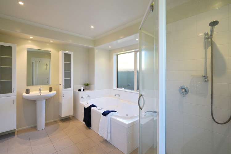 9 Palm Drive Shirley_11