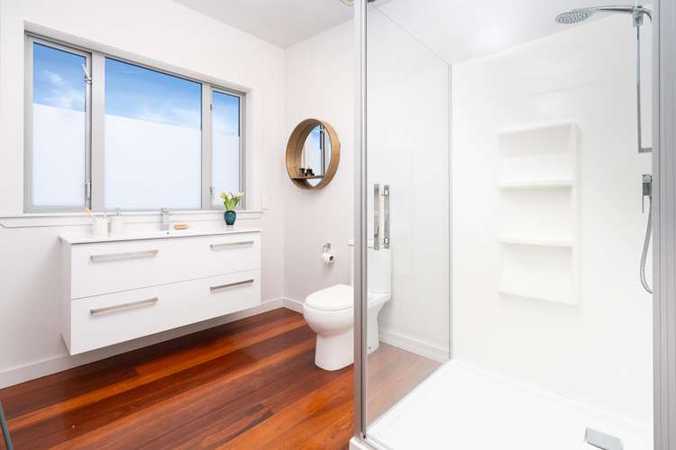 326 South Makara Road Makara_22