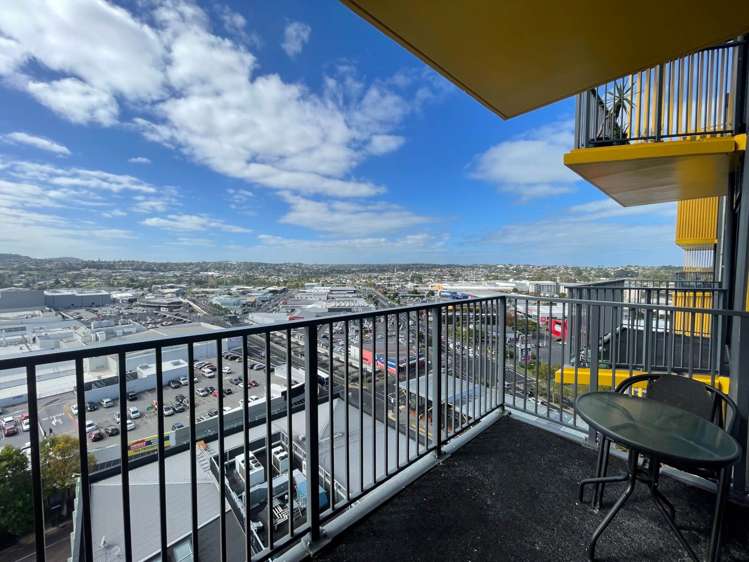 1210/20 Mccrae Way New Lynn_7