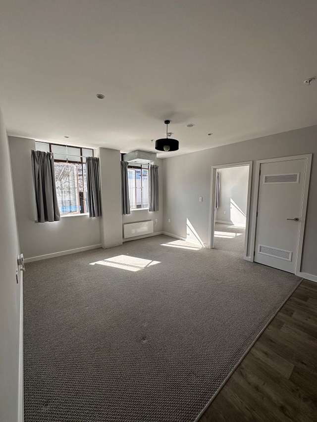 106/14 Laings Road Hutt Central_3