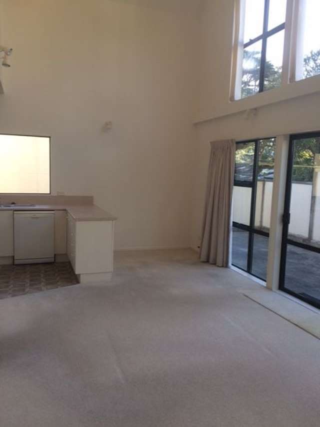 4/144A Karori Road Karori_2