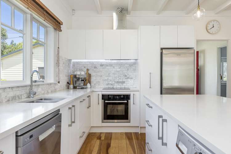 17 Brandon Road Glen Eden_11