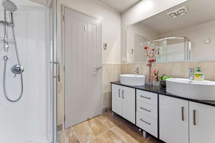 17 Savina Court Flat Bush_38