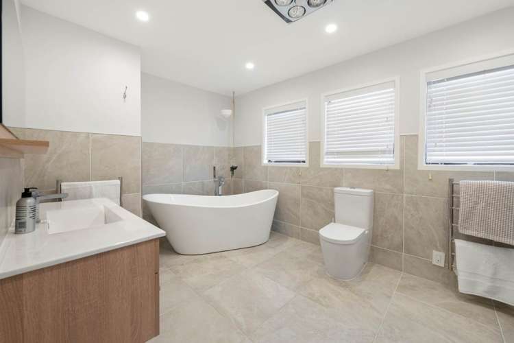 8 Robin Lane Browns Bay_9