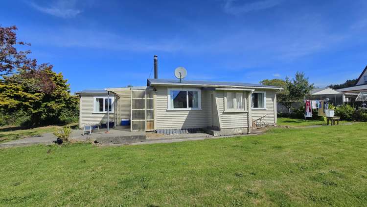 21 Dents Road Hokitika_14