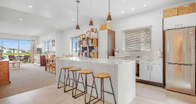 33/101 Harbour Drive_0