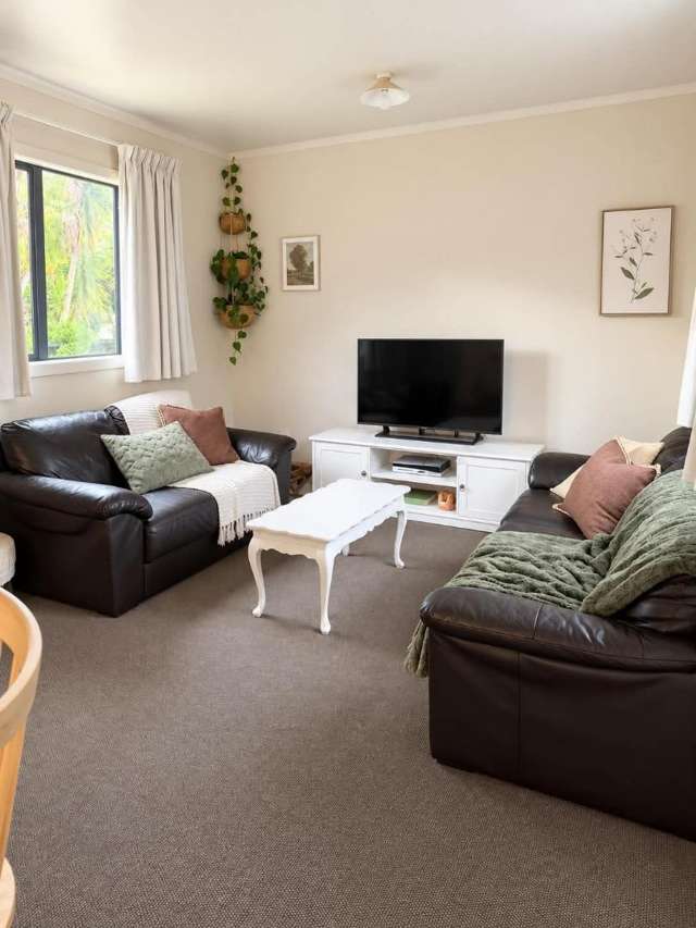76A Fairfield Road 10458_3