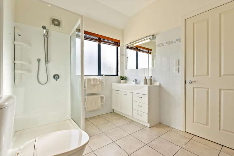 58 Friend Street Karori_19