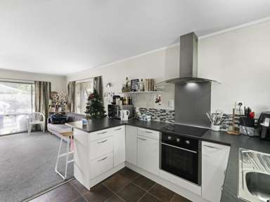 515 A&B Weymouth Road_4