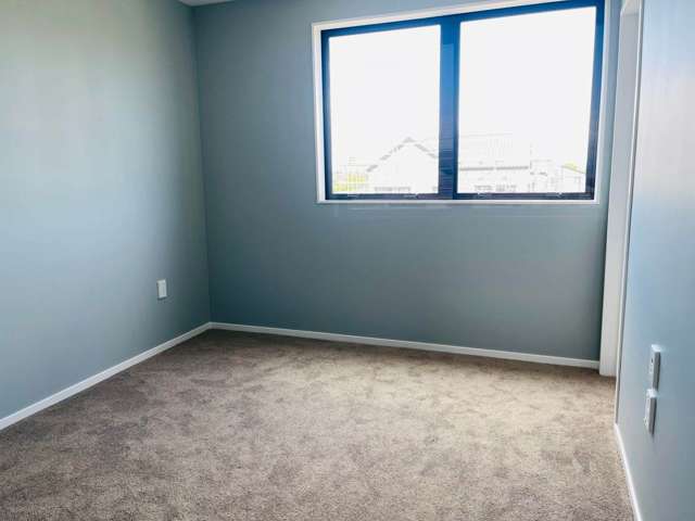 2/123 Barrack Road Mount Wellington_3