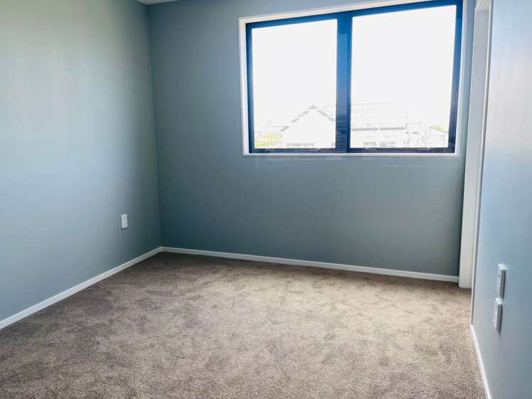 2/123 Barrack Road Mount Wellington_3