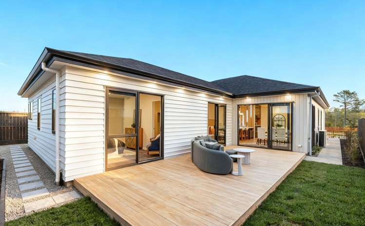 65 Tukutata Crescent Milldale_12