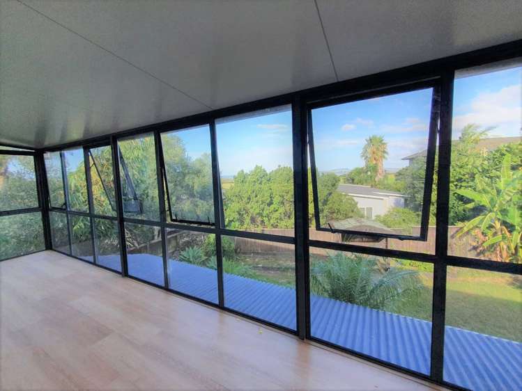 9 Parkvale Grove Te Atatu Peninsula_13