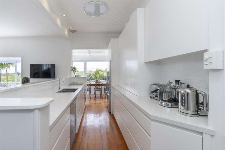 4 Lloyd Avenue Mount Albert_8