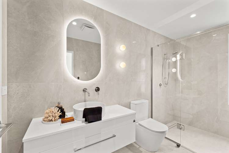 2/11 Carlton Mill Road Merivale_21