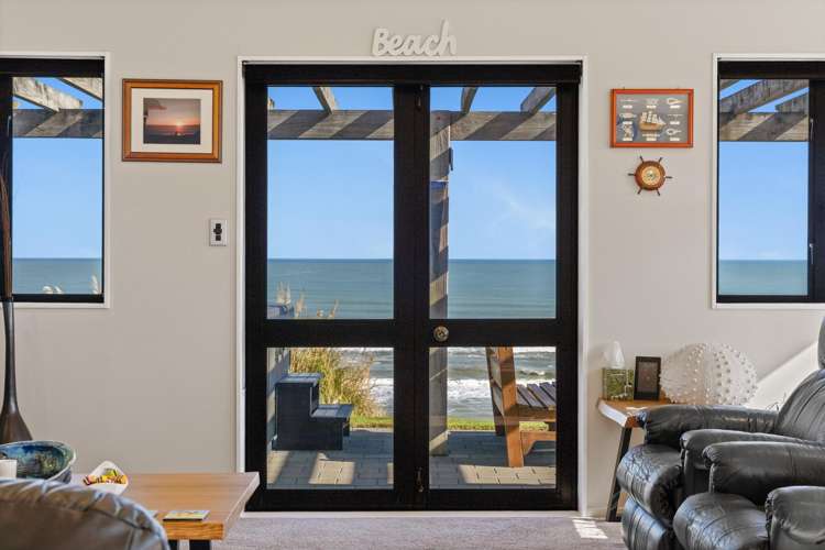 43 Longbeach Drive Castlecliff_11