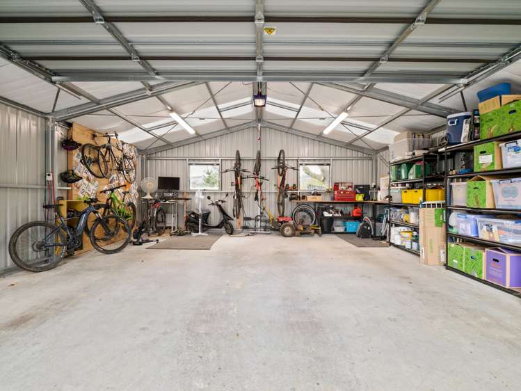 9 Tomkins Street Green Island_21