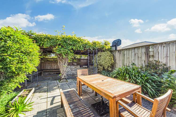 91 Aldinga Avenue Stoke_17