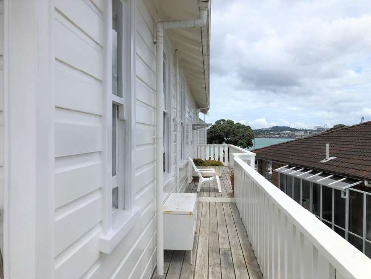 6/7 Queens Parade Devonport_11