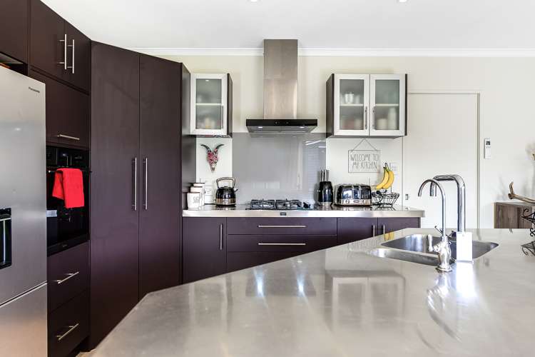 7 Roderick Place Rototuna_15