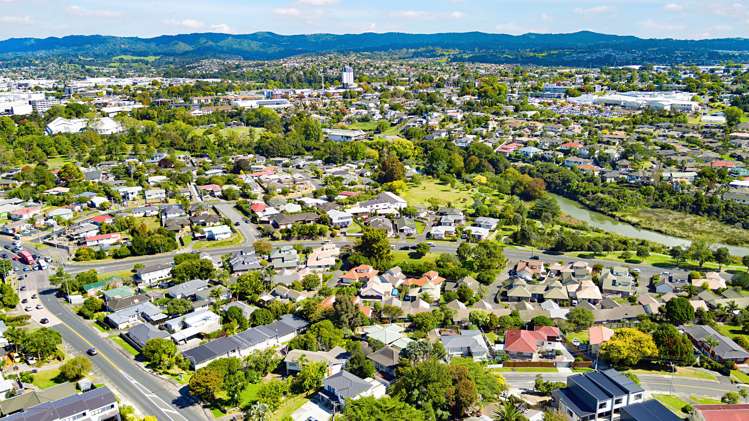 9 Central Park Drive Te Atatu South_24