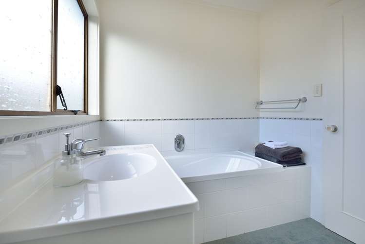 2/1 Fenwick Avenue Milford_14